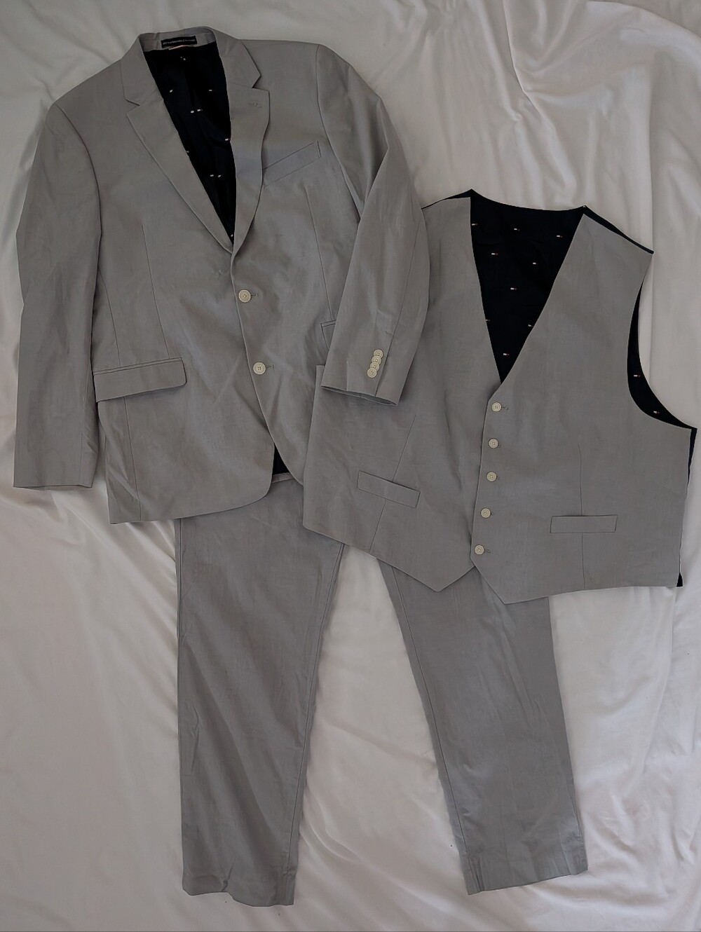 Tommy Hilfiger 3 Piece Gray Modern Fit Flex Stretch Cotton Blend Suit 44L 46x32